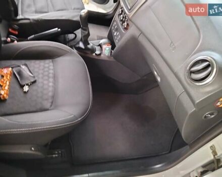 Белый Дачия Logan MCV, объемом двигателя 1.5 л и пробегом 146 тыс. км за 7800 $, фото 7 на Automoto.ua