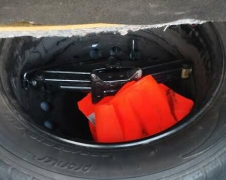 Белый Дачия Logan MCV, объемом двигателя 1.1 л и пробегом 142 тыс. км за 5600 $, фото 26 на Automoto.ua