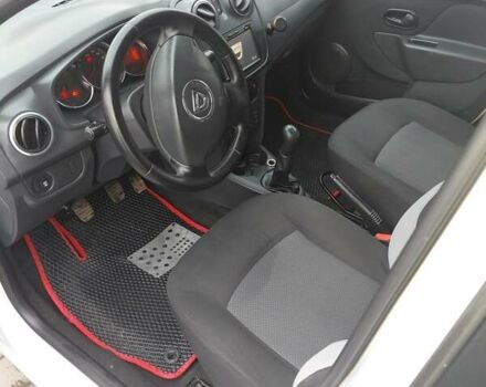 Білий Дачія Logan MCV, об'ємом двигуна 1.15 л та пробігом 291 тис. км за 7200 $, фото 15 на Automoto.ua