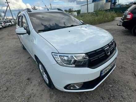 Белый Дачия Logan MCV, объемом двигателя 1.2 л и пробегом 216 тыс. км за 6400 $, фото 1 на Automoto.ua