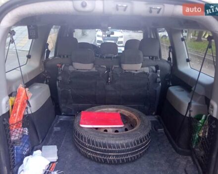 Бежевый Дачия Logan MCV, объемом двигателя 1.6 л и пробегом 285 тыс. км за 5600 $, фото 40 на Automoto.ua