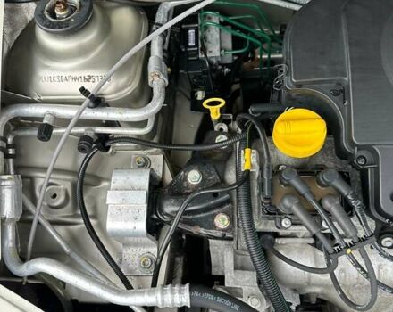 Бежевий Дачія Logan MCV, об'ємом двигуна 1.6 л та пробігом 109 тис. км за 6499 $, фото 33 на Automoto.ua