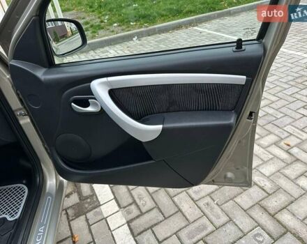 Бежевий Дачія Logan MCV, об'ємом двигуна 1.6 л та пробігом 109 тис. км за 6499 $, фото 30 на Automoto.ua