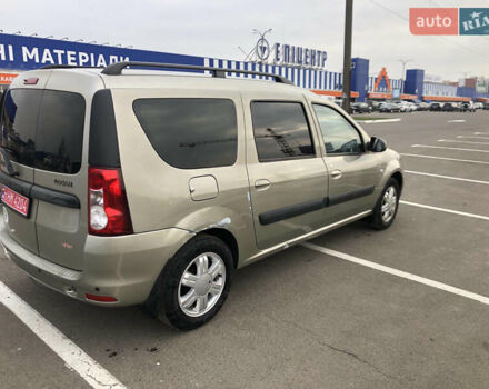 Бежевый Дачия Logan MCV, объемом двигателя 1.6 л и пробегом 158 тыс. км за 5750 $, фото 1 на Automoto.ua