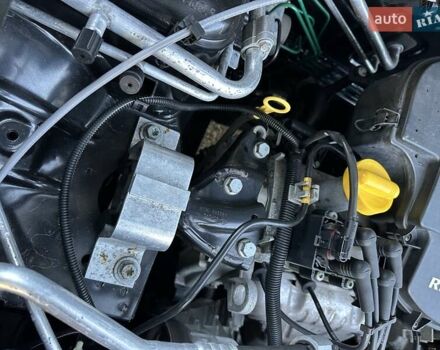 Черный Дачия Logan MCV, объемом двигателя 1.6 л и пробегом 143 тыс. км за 6850 $, фото 50 на Automoto.ua