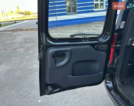 Черный Дачия Logan MCV, объемом двигателя 1.6 л и пробегом 143 тыс. км за 6850 $, фото 25 на Automoto.ua