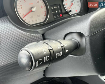 Чорний Дачія Logan MCV, об'ємом двигуна 1.6 л та пробігом 159 тис. км за 6500 $, фото 8 на Automoto.ua