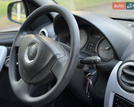 Черный Дачия Logan MCV, объемом двигателя 1.6 л и пробегом 144 тыс. км за 6350 $, фото 23 на Automoto.ua