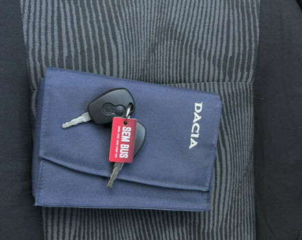 Чорний Дачія Logan MCV, об'ємом двигуна 1.6 л та пробігом 144 тис. км за 6350 $, фото 32 на Automoto.ua