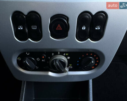 Черный Дачия Logan MCV, объемом двигателя 1.6 л и пробегом 144 тыс. км за 6350 $, фото 26 на Automoto.ua