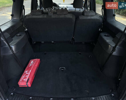 Дачия Logan MCV 2011 в Умани на Automoto.ua Черный Дачия Logan MCV, объемом двигателя 1.6 л и пробегом 144 тыс. км за 6350 $, фото 15 на Automoto.ua