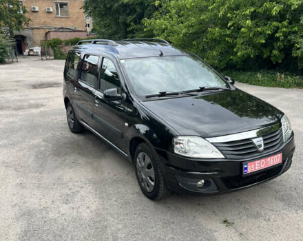 Черный Дачия Logan MCV, объемом двигателя 0 л и пробегом 137 тыс. км за 6600 $, фото 2 на Automoto.ua