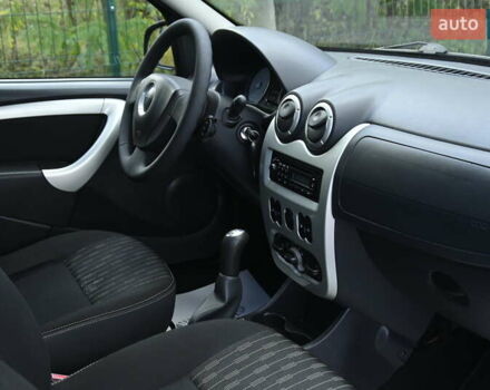 Черный Дачия Logan MCV, объемом двигателя 1.6 л и пробегом 135 тыс. км за 6950 $, фото 29 на Automoto.ua