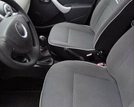 Чорний Дачія Logan MCV, об'ємом двигуна 1.6 л та пробігом 180 тис. км за 6899 $, фото 15 на Automoto.ua