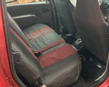 Красный Дачия Logan MCV, объемом двигателя 1.6 л и пробегом 194 тыс. км за 4500 $, фото 16 на Automoto.ua