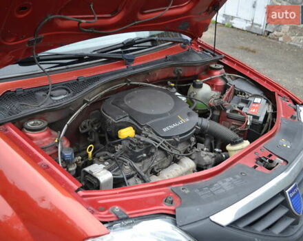 Красный Дачия Logan MCV, объемом двигателя 1.6 л и пробегом 192 тыс. км за 4900 $, фото 42 на Automoto.ua