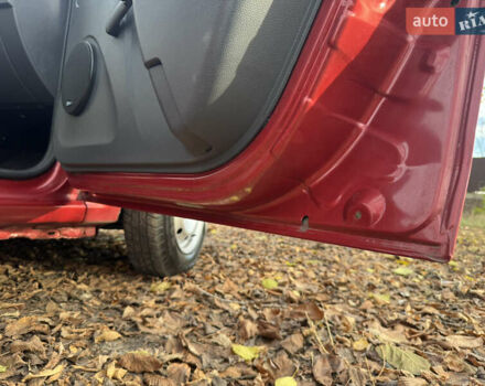 Дачія Logan MCV 2008 у Києві на Automoto.ua Червоний Дачія Logan MCV, об'ємом двигуна 1.6 л та пробігом 81 тис. км за 5300 $, фото 31 на Automoto.ua