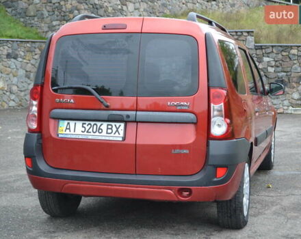 Красный Дачия Logan MCV, объемом двигателя 1.6 л и пробегом 192 тыс. км за 4900 $, фото 8 на Automoto.ua