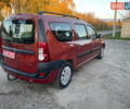Дачия Logan MCV 2008 в Млынове на Automoto.ua Красный Дачия Logan MCV, объемом двигателя 1.6 л и пробегом 204 тыс. км за 4850 $, фото 5 на Automoto.ua