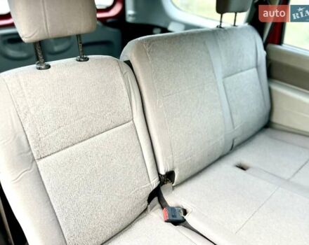 Красный Дачия Logan MCV, объемом двигателя 1.6 л и пробегом 175 тыс. км за 5200 $, фото 5 на Automoto.ua