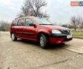 Красный Дачия Logan MCV, объемом двигателя 1.6 л и пробегом 175 тыс. км за 5200 $, фото 1 на Automoto.ua