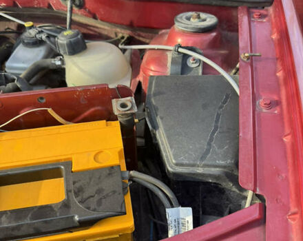 Дачія Logan MCV 2008 у Києві на Automoto.ua Червоний Дачія Logan MCV, об'ємом двигуна 1.6 л та пробігом 81 тис. км за 5300 $, фото 12 на Automoto.ua