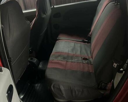 Красный Дачия Logan MCV, объемом двигателя 1.6 л и пробегом 194 тыс. км за 4500 $, фото 7 на Automoto.ua