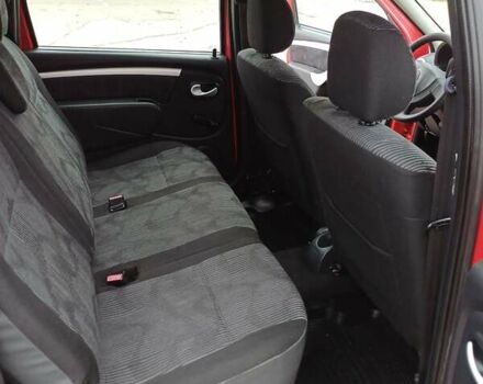 Красный Дачия Logan MCV, объемом двигателя 1.6 л и пробегом 159 тыс. км за 5850 $, фото 3 на Automoto.ua