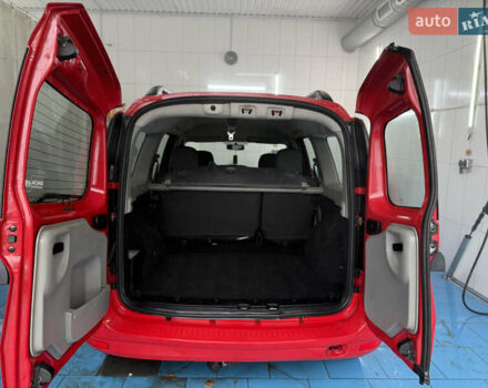 Дачия Logan MCV 2009 в Днепре (Днепропетровске) на Automoto.ua Красный Дачия Logan MCV, объемом двигателя 1.39 л и пробегом 213 тыс. км за 4200 $, фото 25 на Automoto.ua