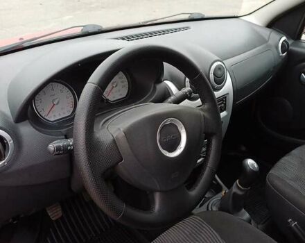 Красный Дачия Logan MCV, объемом двигателя 1.6 л и пробегом 159 тыс. км за 5850 $, фото 29 на Automoto.ua