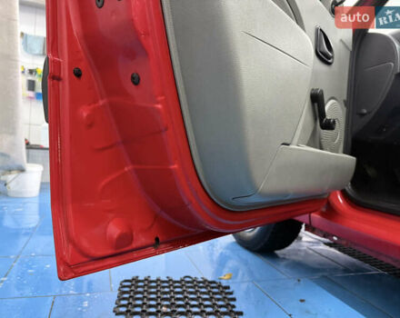 Дачия Logan MCV 2009 в Днепре (Днепропетровске) на Automoto.ua Красный Дачия Logan MCV, объемом двигателя 1.39 л и пробегом 213 тыс. км за 4200 $, фото 14 на Automoto.ua