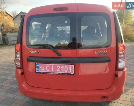 Красный Дачия Logan MCV, объемом двигателя 1.6 л и пробегом 131 тыс. км за 5300 $, фото 2 на Automoto.ua