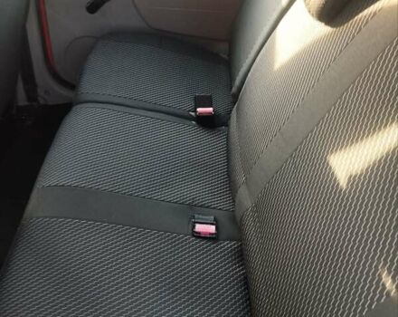 Красный Дачия Logan MCV, объемом двигателя 1.6 л и пробегом 131 тыс. км за 5300 $, фото 16 на Automoto.ua