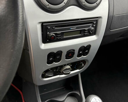 Дачия Logan MCV 2011 в Ровно на Automoto.ua Красный Дачия Logan MCV, объемом двигателя 1.6 л и пробегом 190 тыс. км за 5550 $, фото 12 на Automoto.ua