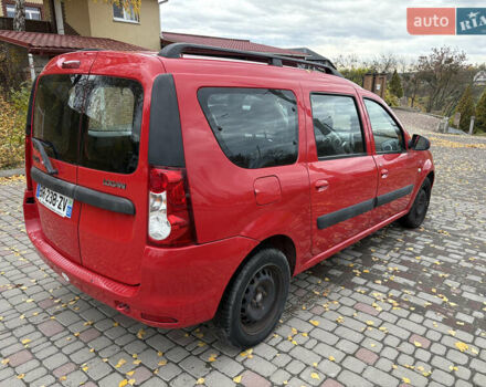 Дачия Logan MCV 2011 в Ровно на Automoto.ua Красный Дачия Logan MCV, объемом двигателя 1.6 л и пробегом 190 тыс. км за 5550 $, фото 5 на Automoto.ua