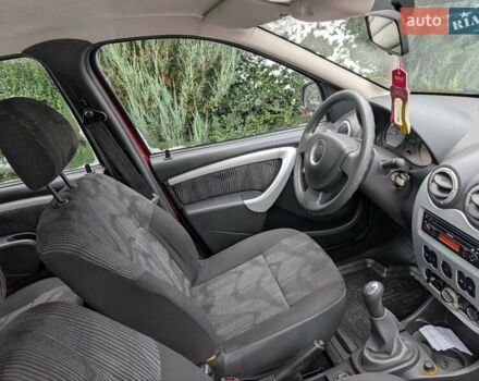 Красный Дачия Logan MCV, объемом двигателя 1.6 л и пробегом 243 тыс. км за 5999 $, фото 24 на Automoto.ua