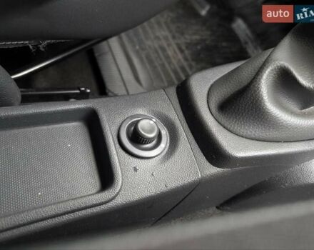 Красный Дачия Logan MCV, объемом двигателя 1.6 л и пробегом 243 тыс. км за 5999 $, фото 23 на Automoto.ua