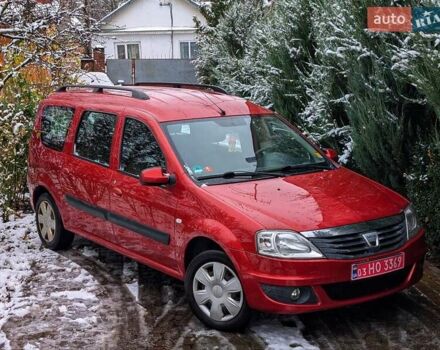 Красный Дачия Logan MCV, объемом двигателя 1.6 л и пробегом 243 тыс. км за 5999 $, фото 3 на Automoto.ua
