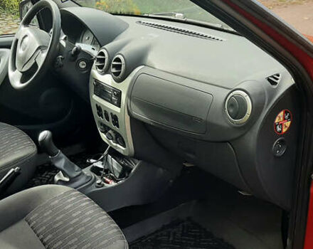 Дачия Logan MCV 2011 в Чернигове на Automoto.ua Красный Дачия Logan MCV, объемом двигателя 1.6 л и пробегом 178 тыс. км за 6650 $, фото 48 на Automoto.ua