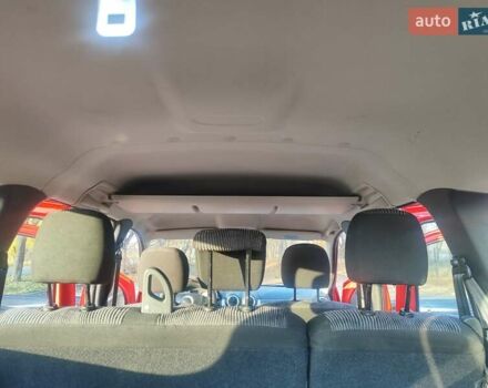 Красный Дачия Logan MCV, объемом двигателя 1.6 л и пробегом 190 тыс. км за 5700 $, фото 36 на Automoto.ua