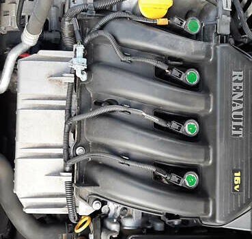 Красный Дачия Logan MCV, объемом двигателя 1.6 л и пробегом 178 тыс. км за 6650 $, фото 26 на Automoto.ua