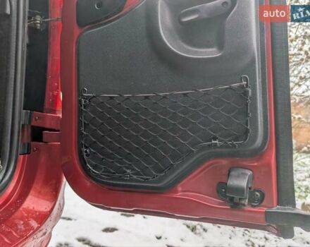 Красный Дачия Logan MCV, объемом двигателя 1.6 л и пробегом 243 тыс. км за 5999 $, фото 33 на Automoto.ua