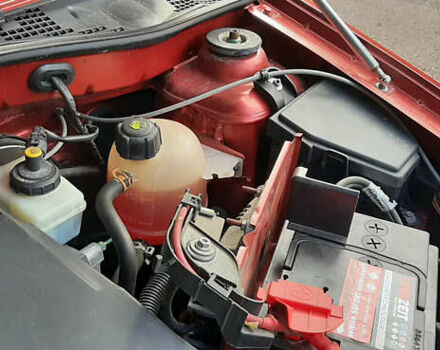 Дачия Logan MCV 2011 в Чернигове на Automoto.ua Красный Дачия Logan MCV, объемом двигателя 1.6 л и пробегом 178 тыс. км за 6650 $, фото 15 на Automoto.ua