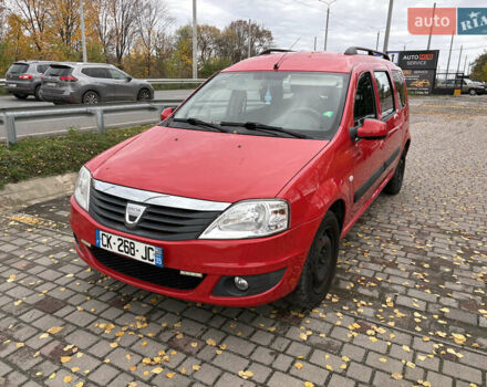 Дачия Logan MCV 2011 в Ровно на Automoto.ua Красный Дачия Logan MCV, объемом двигателя 1.6 л и пробегом 190 тыс. км за 5550 $, фото 2 на Automoto.ua