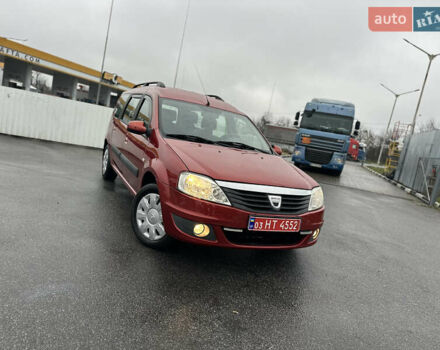 Красный Дачия Logan MCV, объемом двигателя 1.6 л и пробегом 120 тыс. км за 7300 $, фото 5 на Automoto.ua