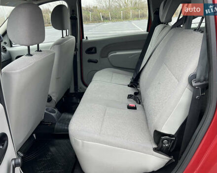 Красный Дачия Logan MCV, объемом двигателя 1.6 л и пробегом 161 тыс. км за 7200 $, фото 13 на Automoto.ua