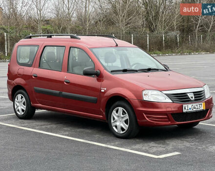 Красный Дачия Logan MCV, объемом двигателя 1.6 л и пробегом 161 тыс. км за 7200 $, фото 3 на Automoto.ua