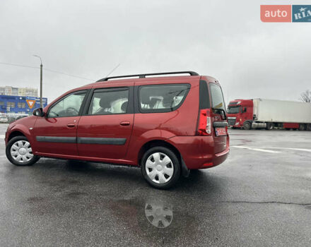 Красный Дачия Logan MCV, объемом двигателя 1.6 л и пробегом 120 тыс. км за 7300 $, фото 12 на Automoto.ua
