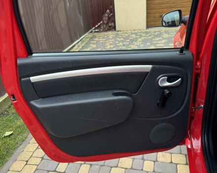 Дачия Logan MCV 2012 в Казатине на Automoto.ua Красный Дачия Logan MCV, объемом двигателя 1.6 л и пробегом 173 тыс. км за 6700 $, фото 45 на Automoto.ua