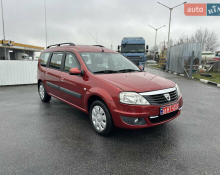 Красный Дачия Logan MCV, объемом двигателя 1.6 л и пробегом 120 тыс. км за 7300 $, фото 25 на Automoto.ua